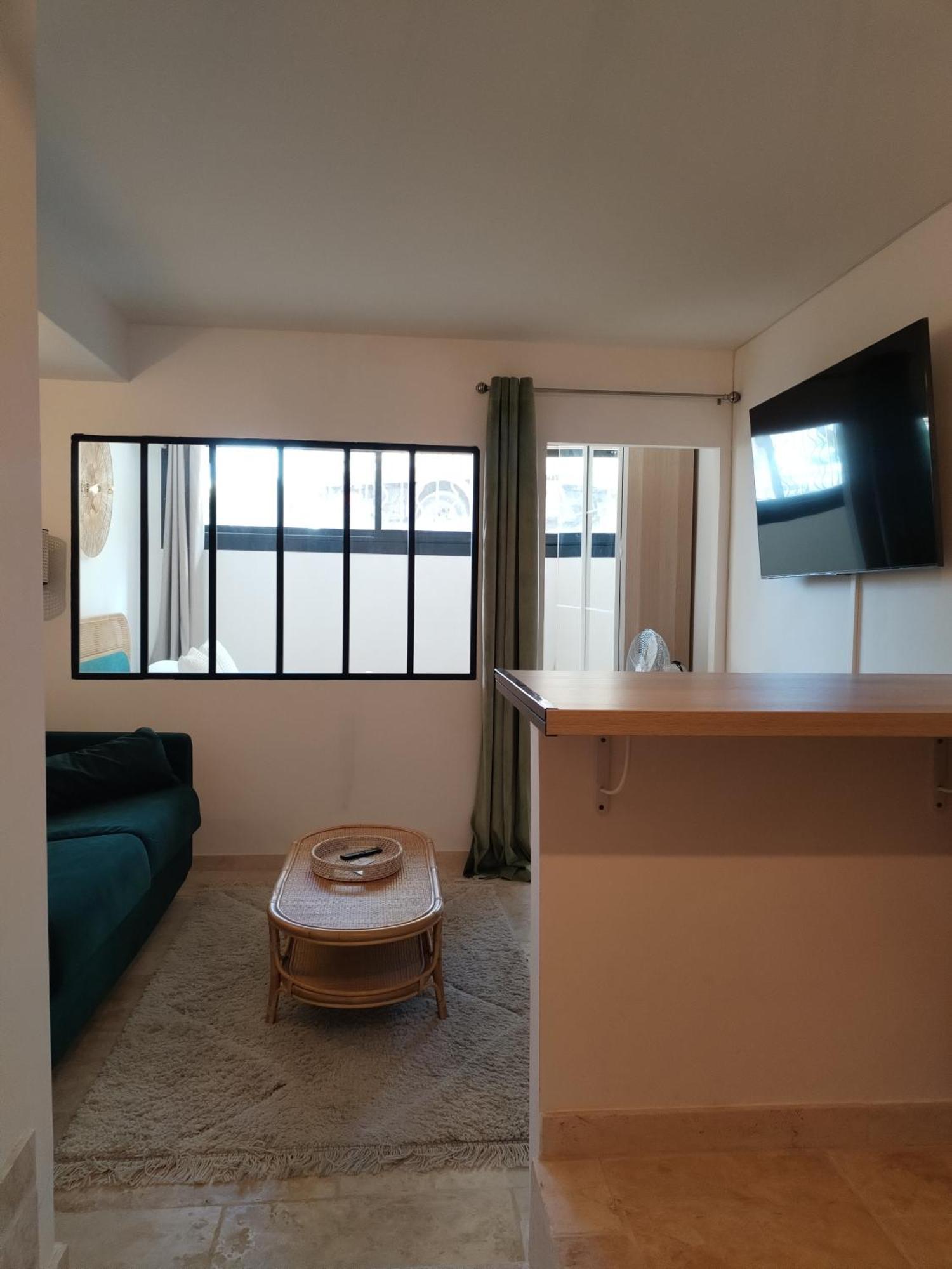 Saint-Tropez Florida Apartment ภายนอก รูปภาพ