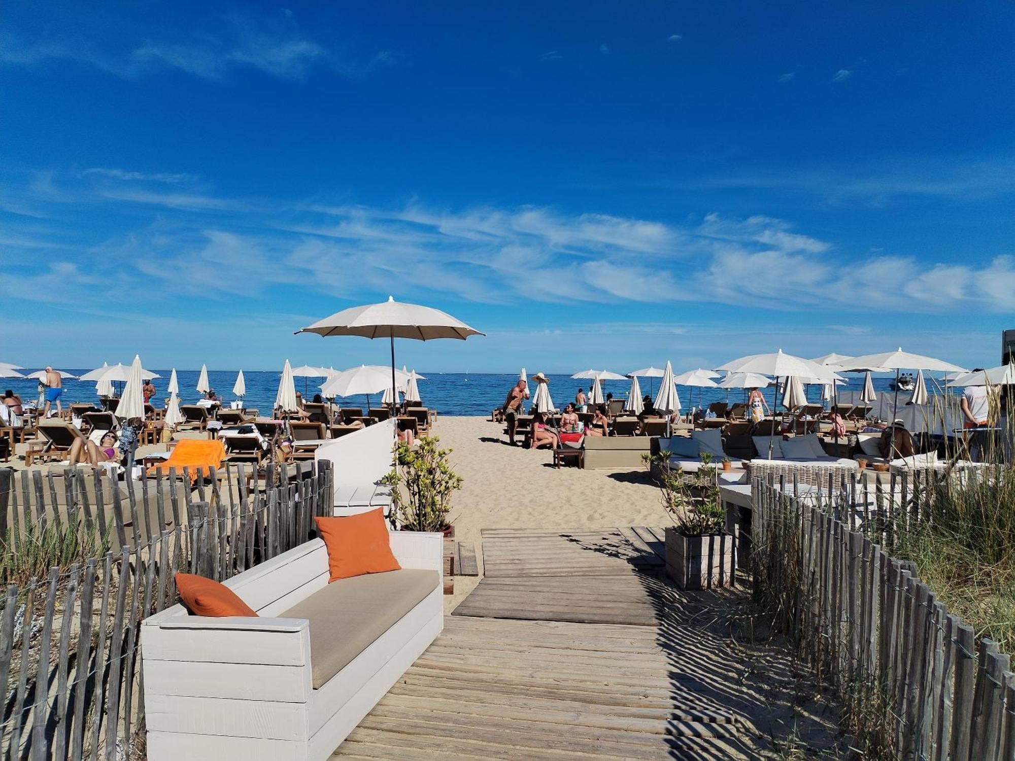 Saint-Tropez Florida Apartment ภายนอก รูปภาพ